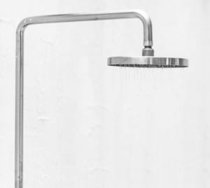 baja presión de agua 